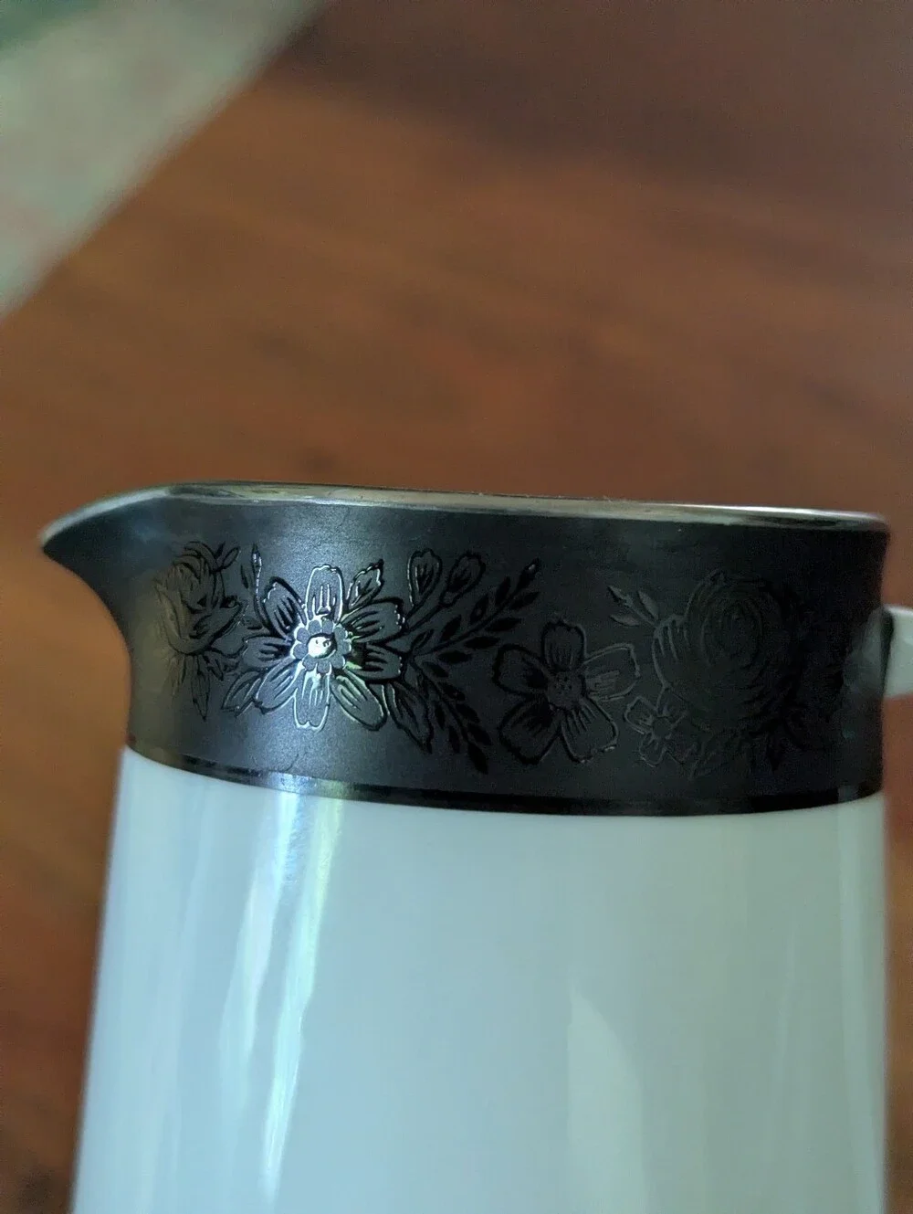 Noritake Sharon #6883 Creamer Raised Flowers on Black Band Handled Pourer